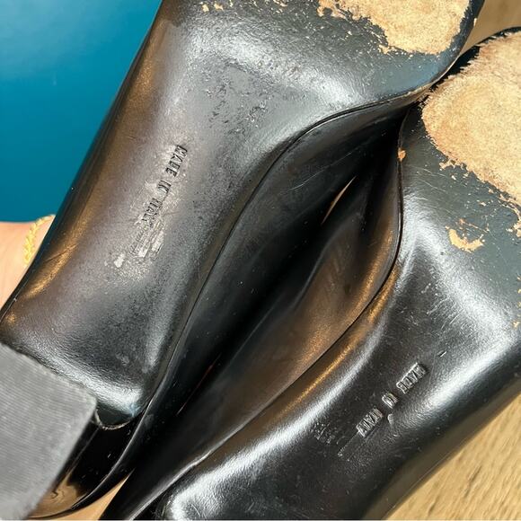 Salvatore Ferragamo Black Leather Pump Metallic Heel Size 8.5 Narrow - Picture 12 of 13